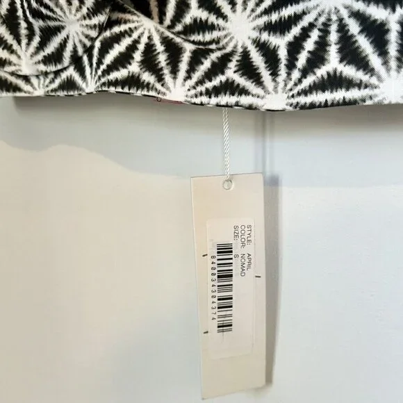 NWT Petersyn Revolve April Top in Nomad Print - Size: Small - Picture 5 of 7